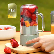 Load image into Gallery viewer, Portable Electric Juicing Cup
